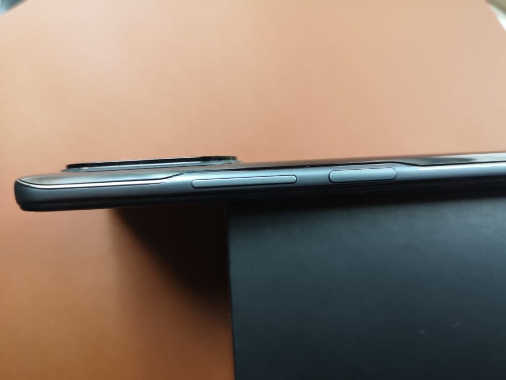 POCO F3 Side