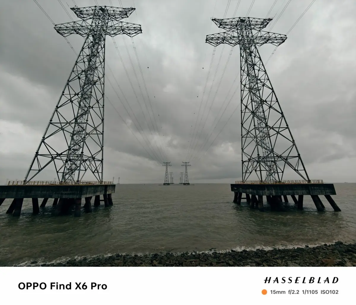 OPPO Find X6 Pro_0.6x