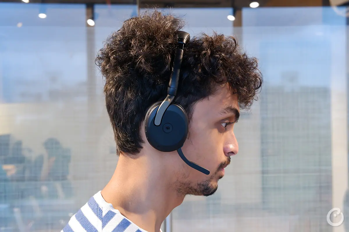 counterpoint jabra evolve2 65 flex on the head right ear
