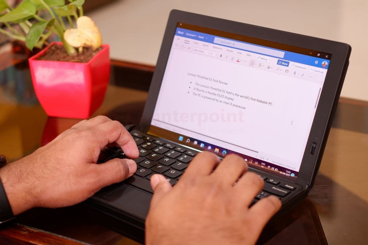 counterpoint lenovo thinkpad x1 fold review typing