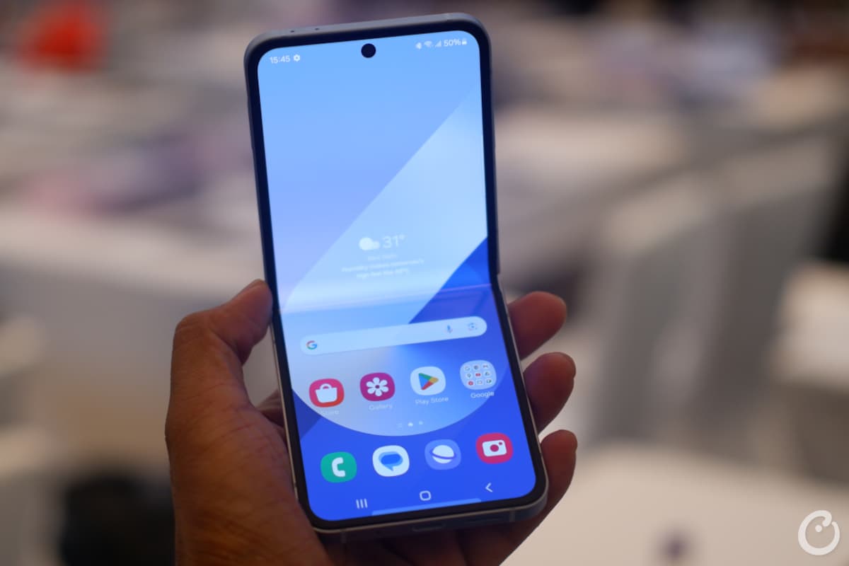 counterpoint-samsung-galaxy-unpacked-Z-flip6-screen