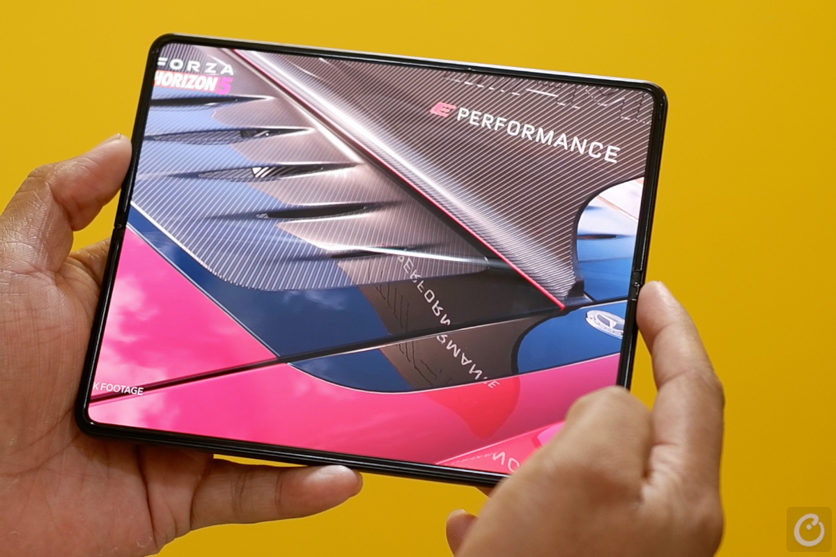 Samsung Galaxy Z Fold 3 and Z Flip 3 Hands-on: Getting better