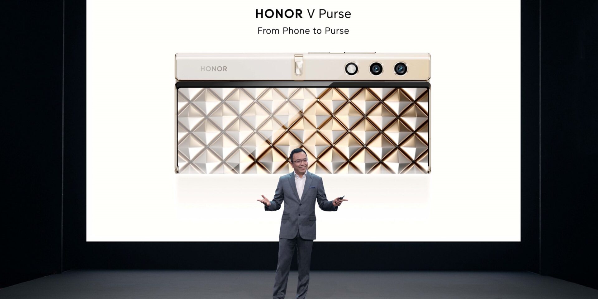 Honor V Purse: External Folding Screen Phone Sets New Trend In