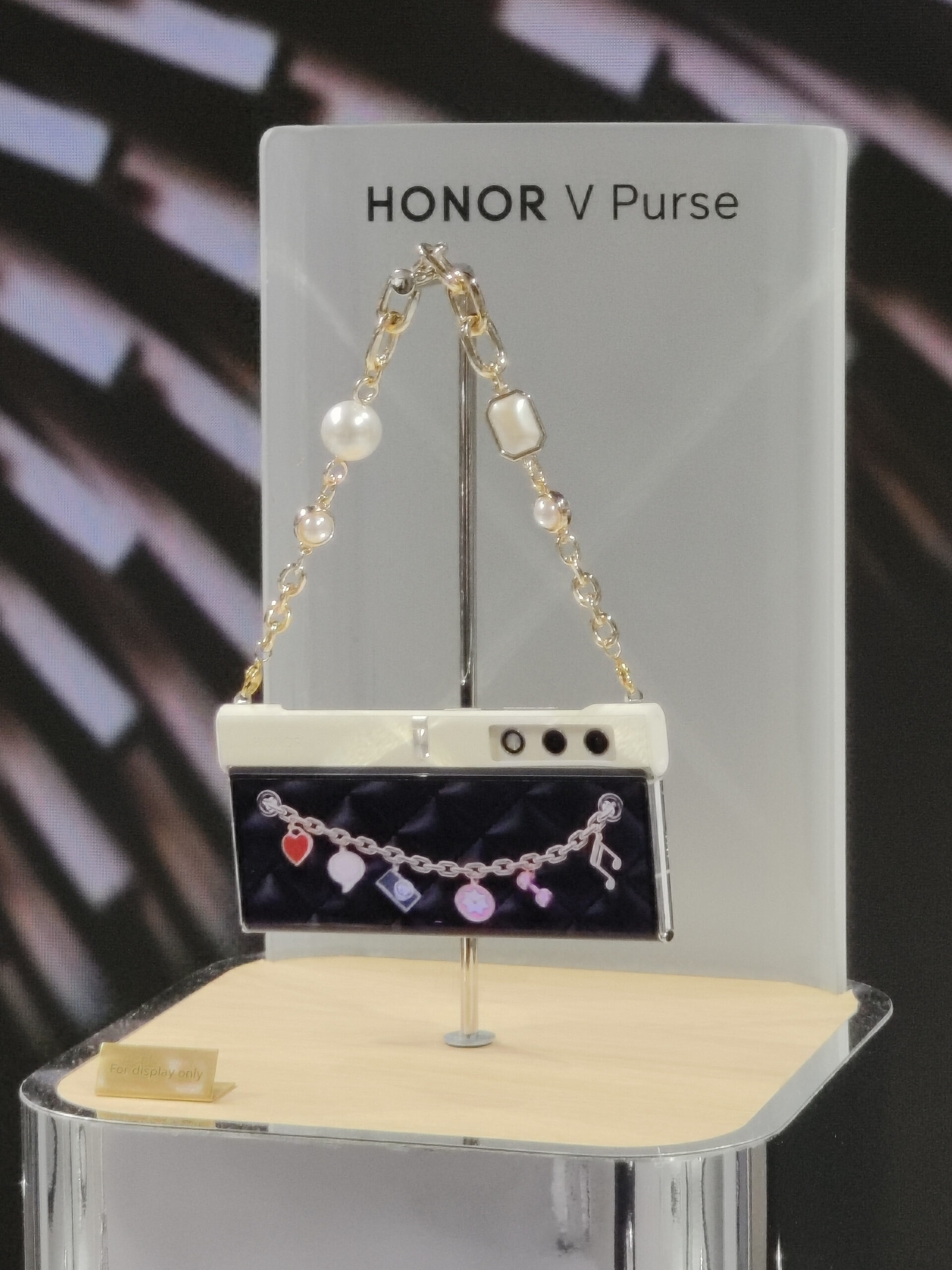 Phone or bag? Honor V Purse folding smartphone is both. It may be