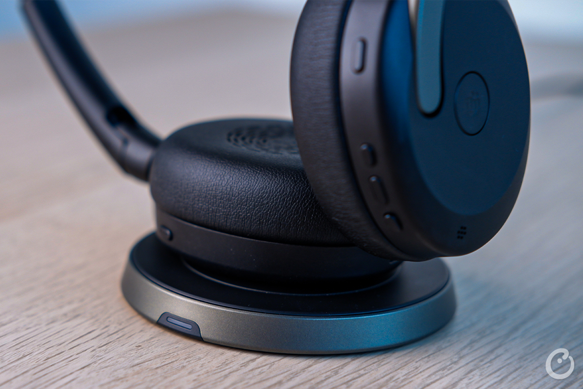 Jabra Evolve2 65 Flex Review: of Unfolding Design - Hybrid ANC, & Future Comfort Work with Personalized Counterpoint Lightweight Foldable